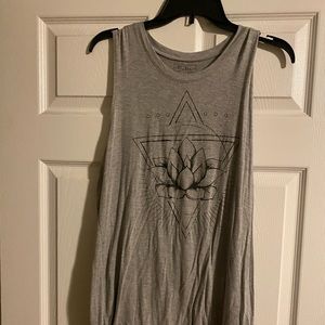 Lotus tank top grey